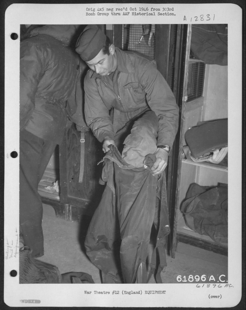 303rd Bomb Group in England