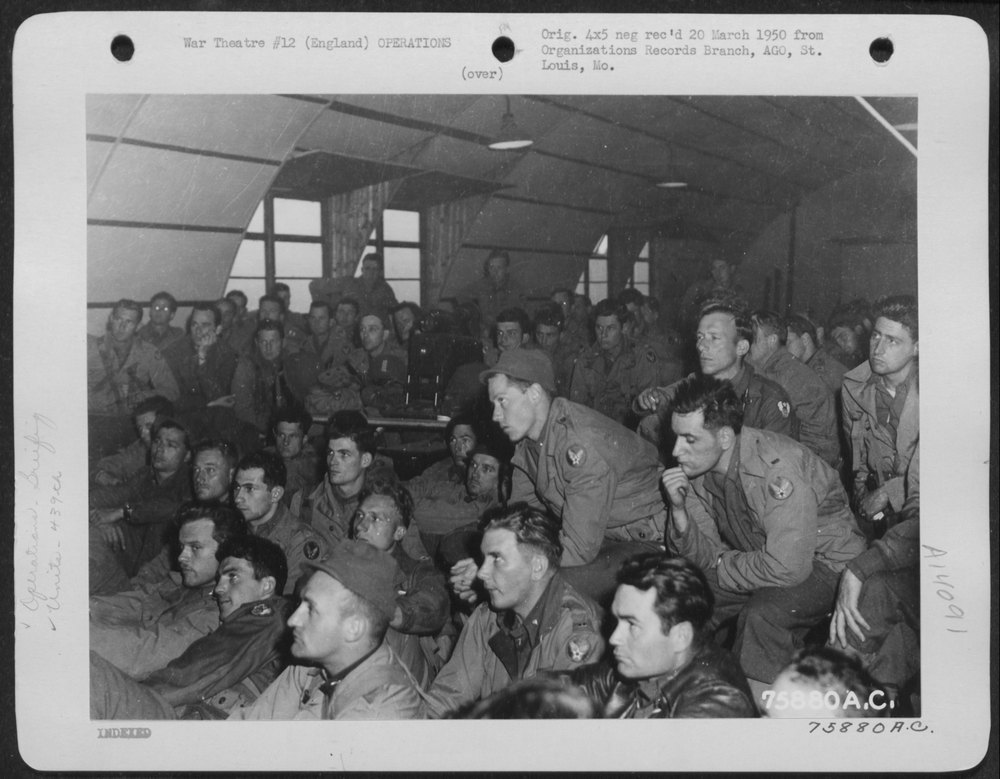 439th Troop Carrier Group in England