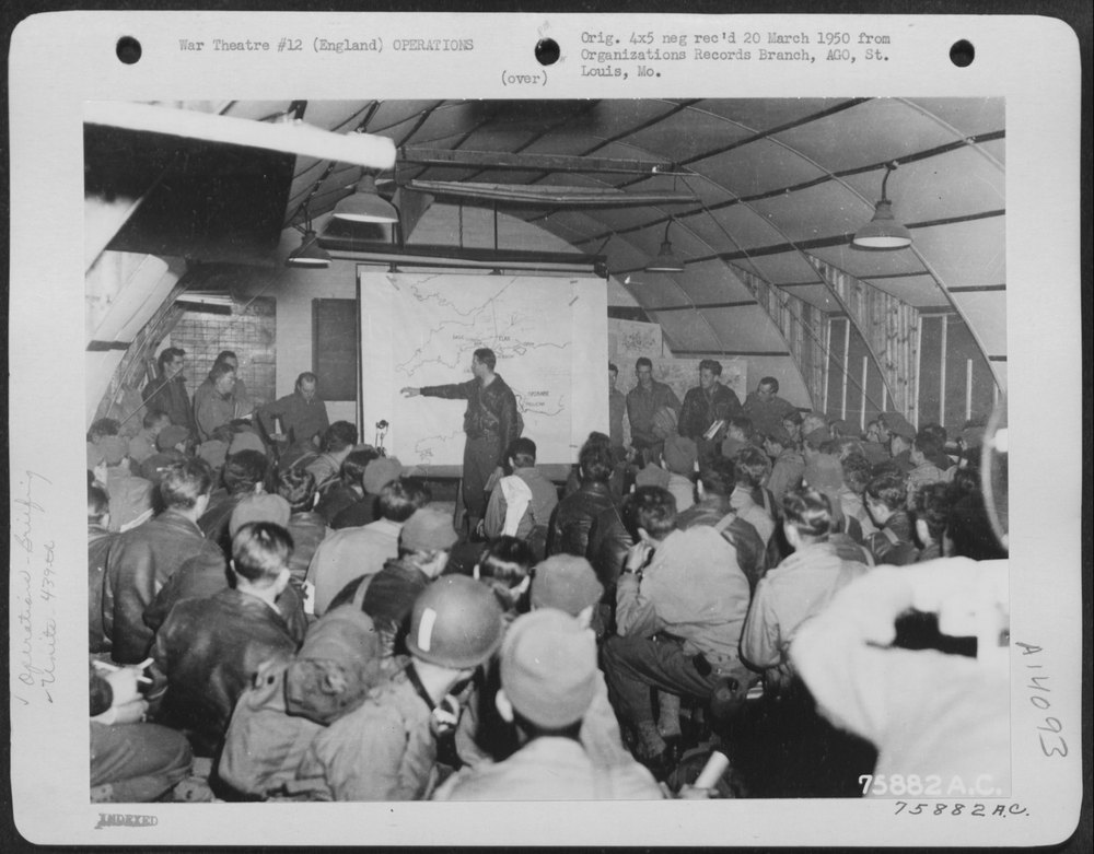 439th Troop Carrier Group in England