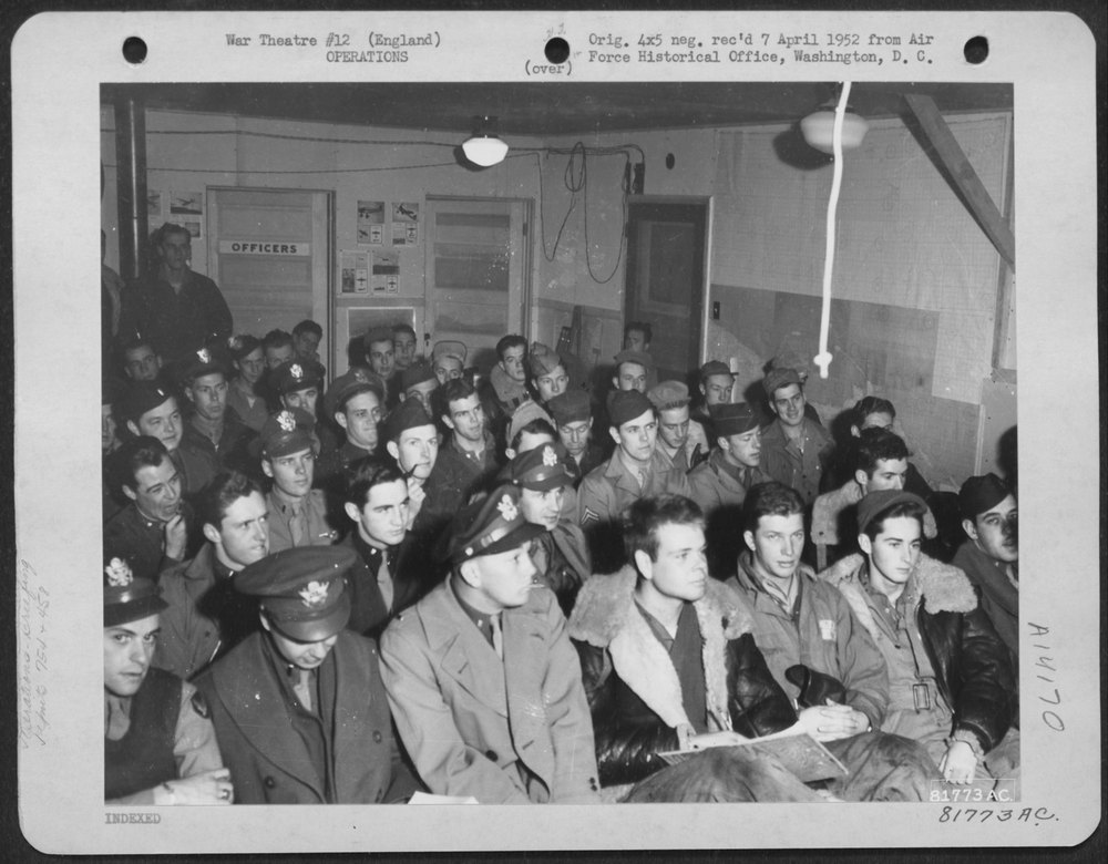 754th Bomb Squadron briefing