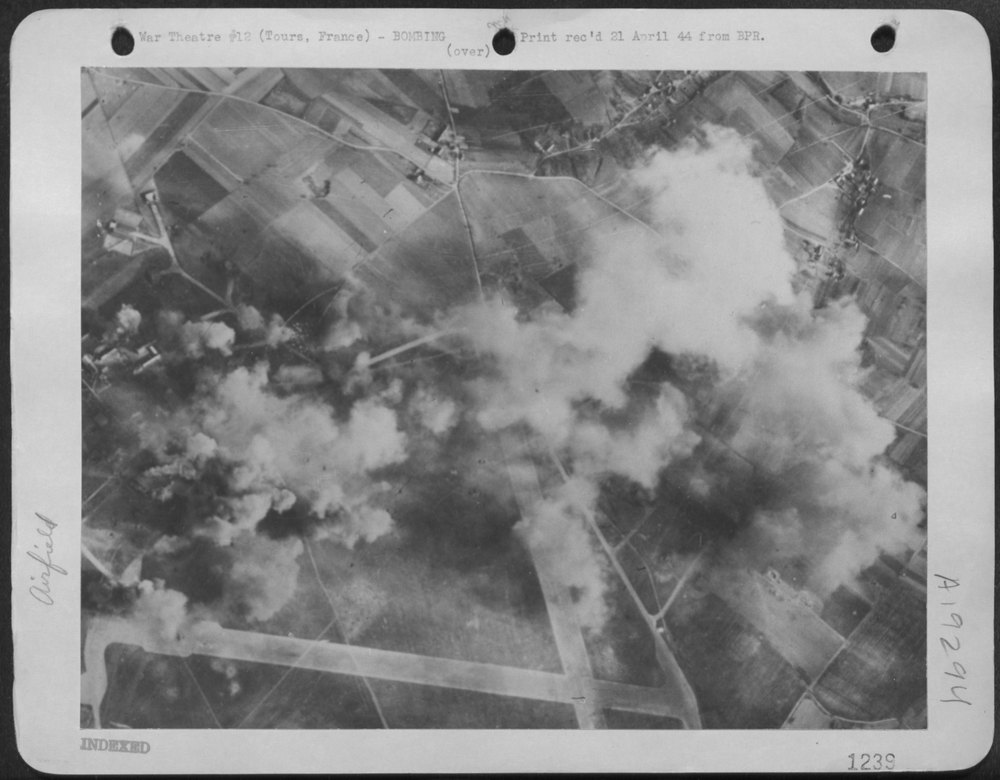 8th AF bombers near Tours