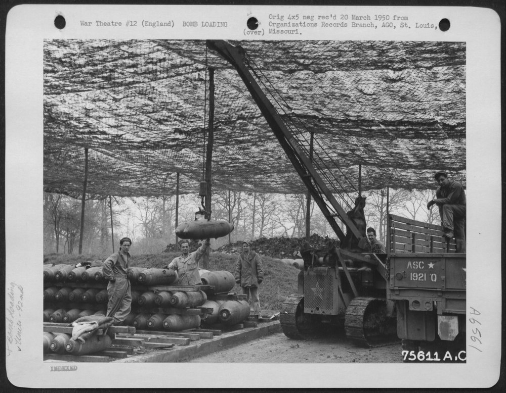 92nd Bomb Group in England