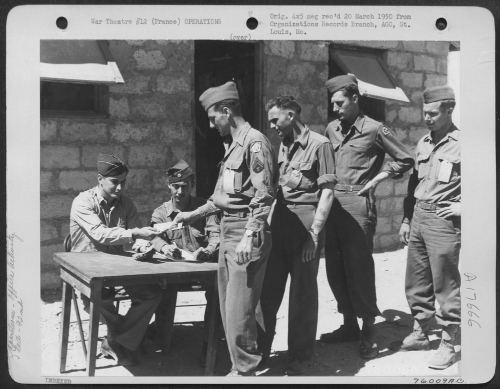 92nd Bomb Group in France