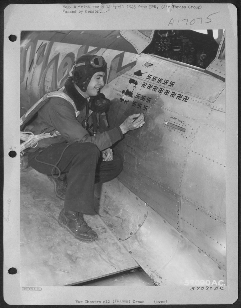 9th AF P-47 Thunderbolt in France