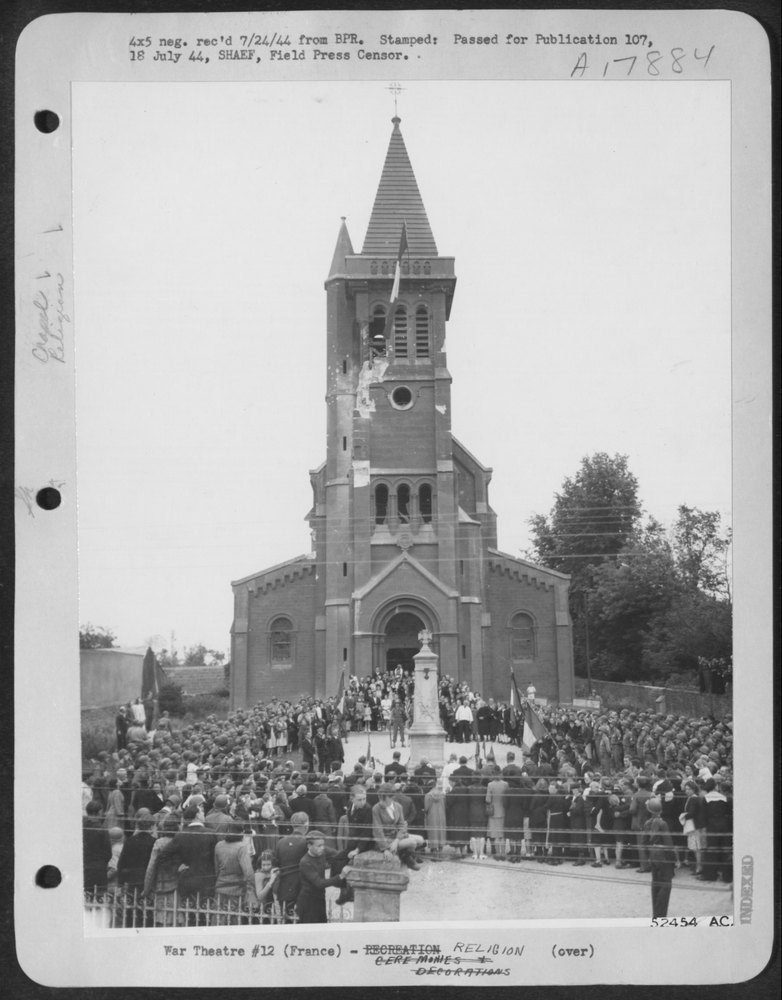 9th AF soldiers celebrate Bastille day in France