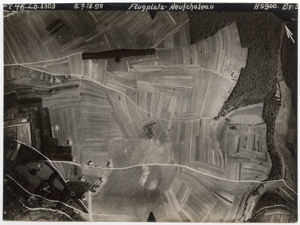 Aerial photograph of Flugplatz-Neufchateau