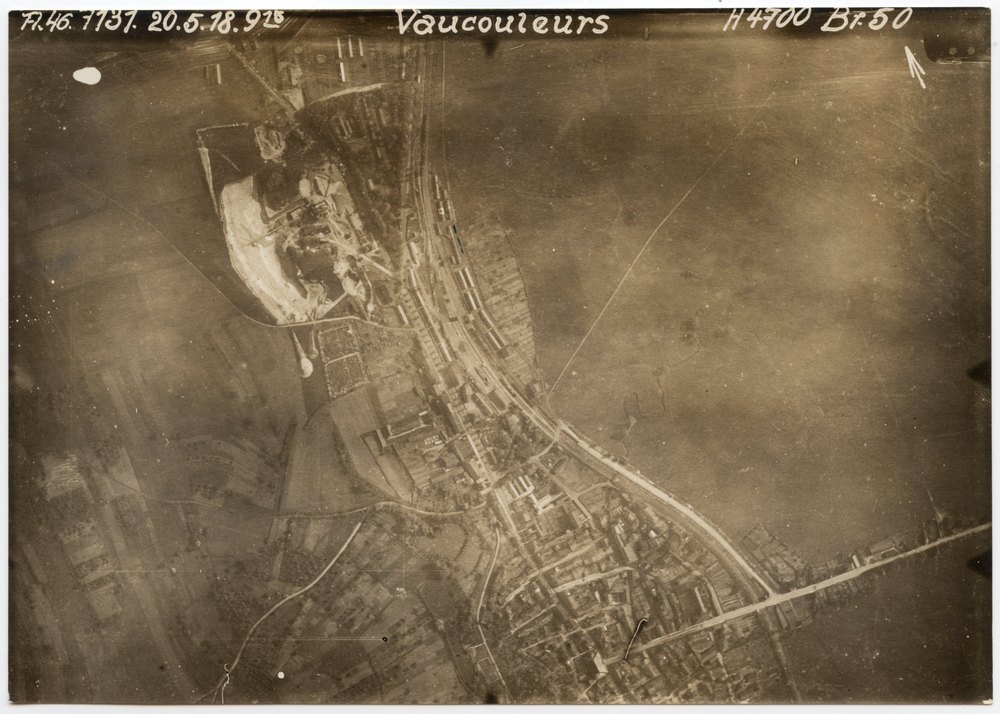 Aerial photograph of settlement near Vaucouleurs