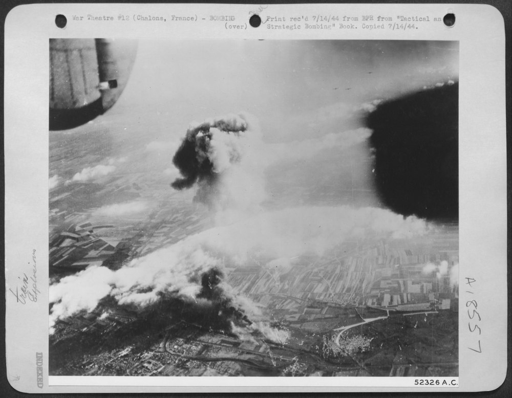 Ammunition train explodes Chalons
