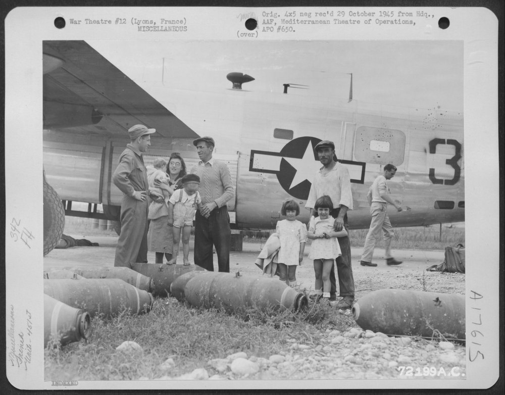 An American G.I. of the 451st Bomb Group, 15th Air Force, explains