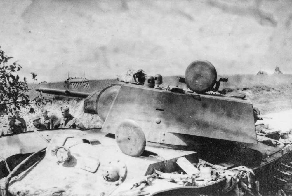 An important event as this is the first destruction of a Russian 52 tonne tank