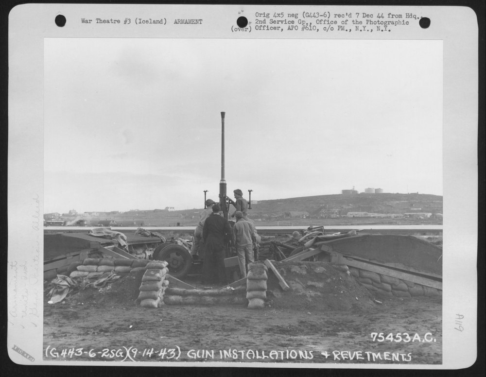 Anti-Aircraft Gun Iceland