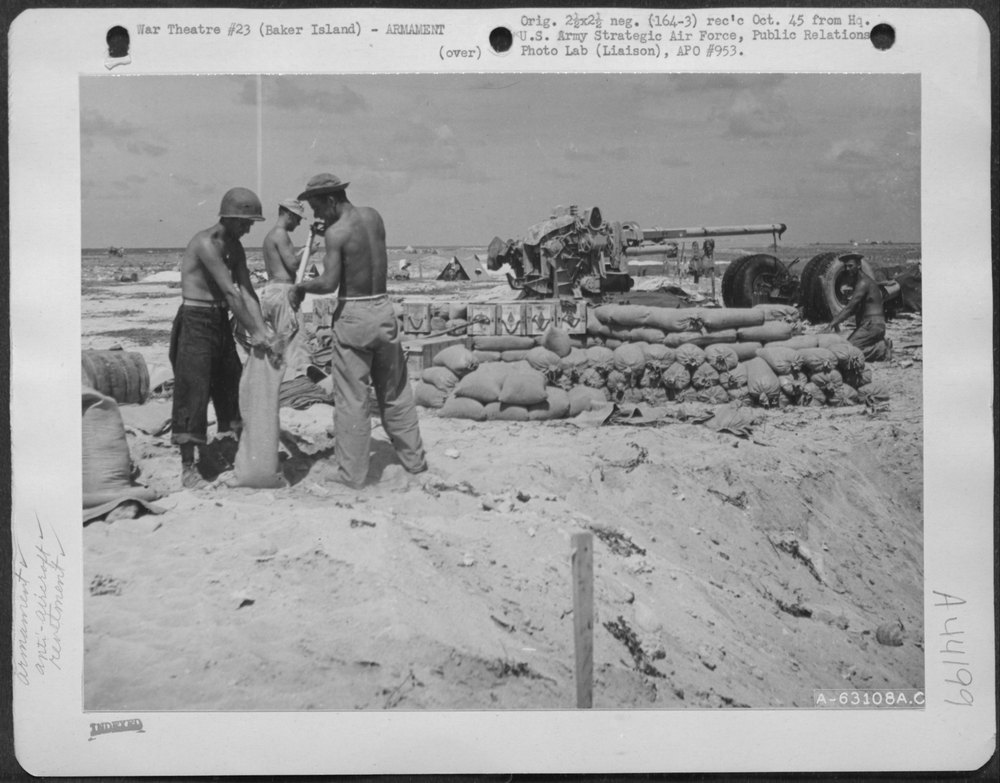 Anti-aircraft gun on Baker Island