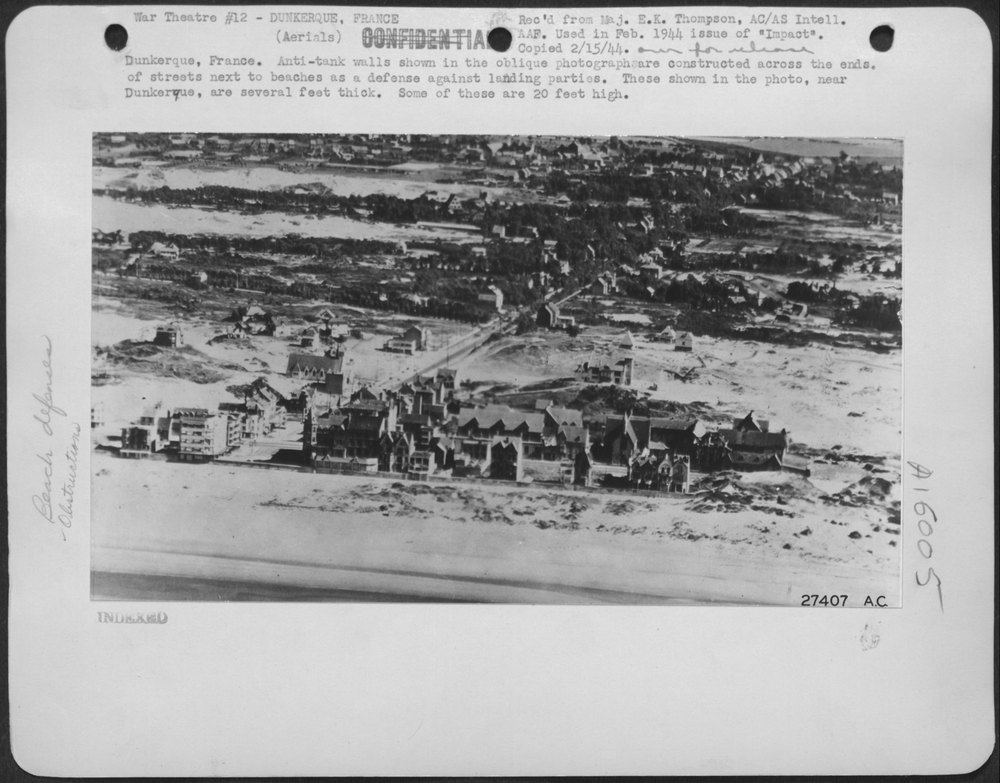 Anti-tank walls near Dunkerque