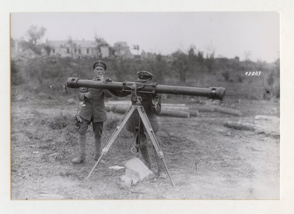 At the range finder of an anti-aircraft battery, Western front