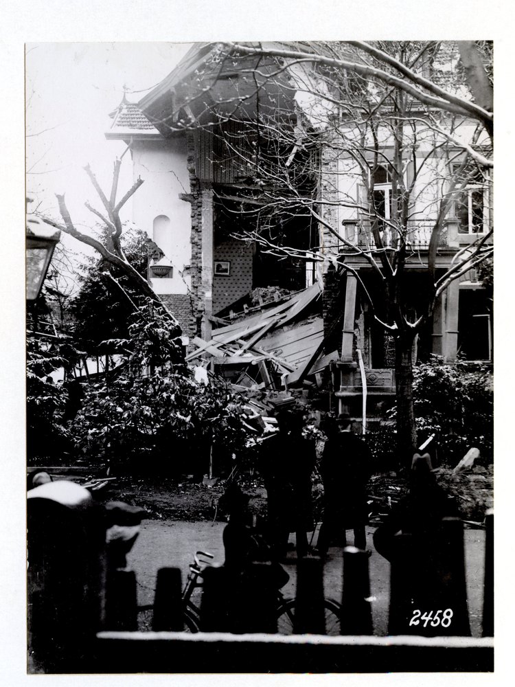Attack by English flyers on the open city of Freiburg. A demolished home