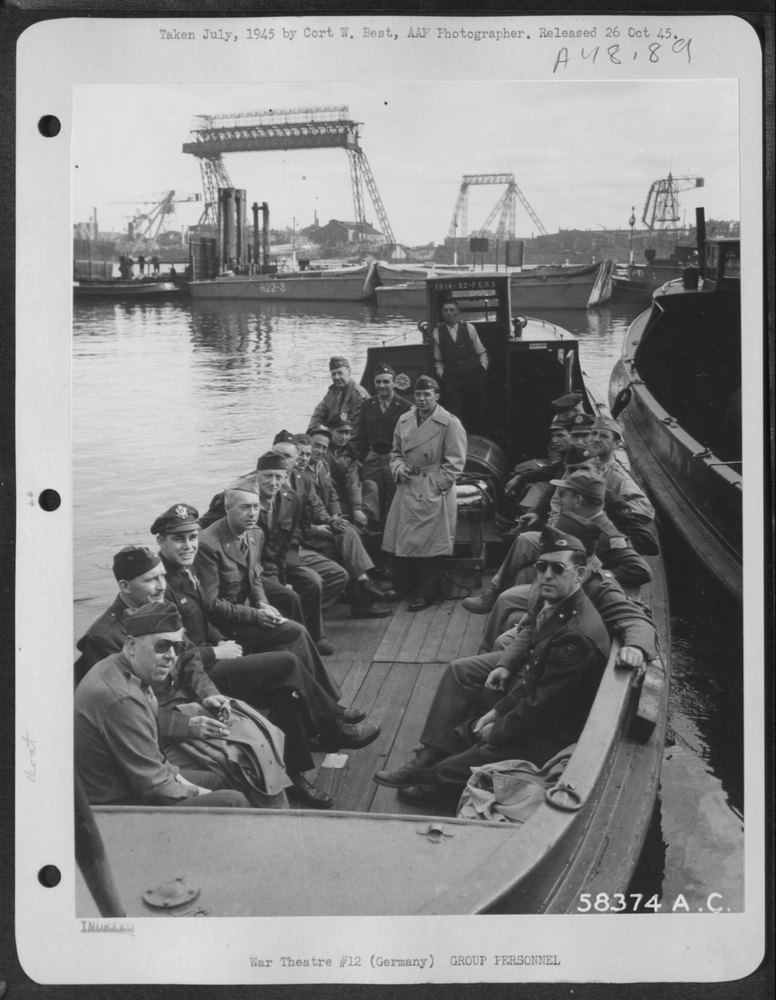 Aviation Writers at Hamburg Harbor