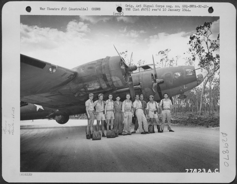 B-17 crew at Mareeba airfield