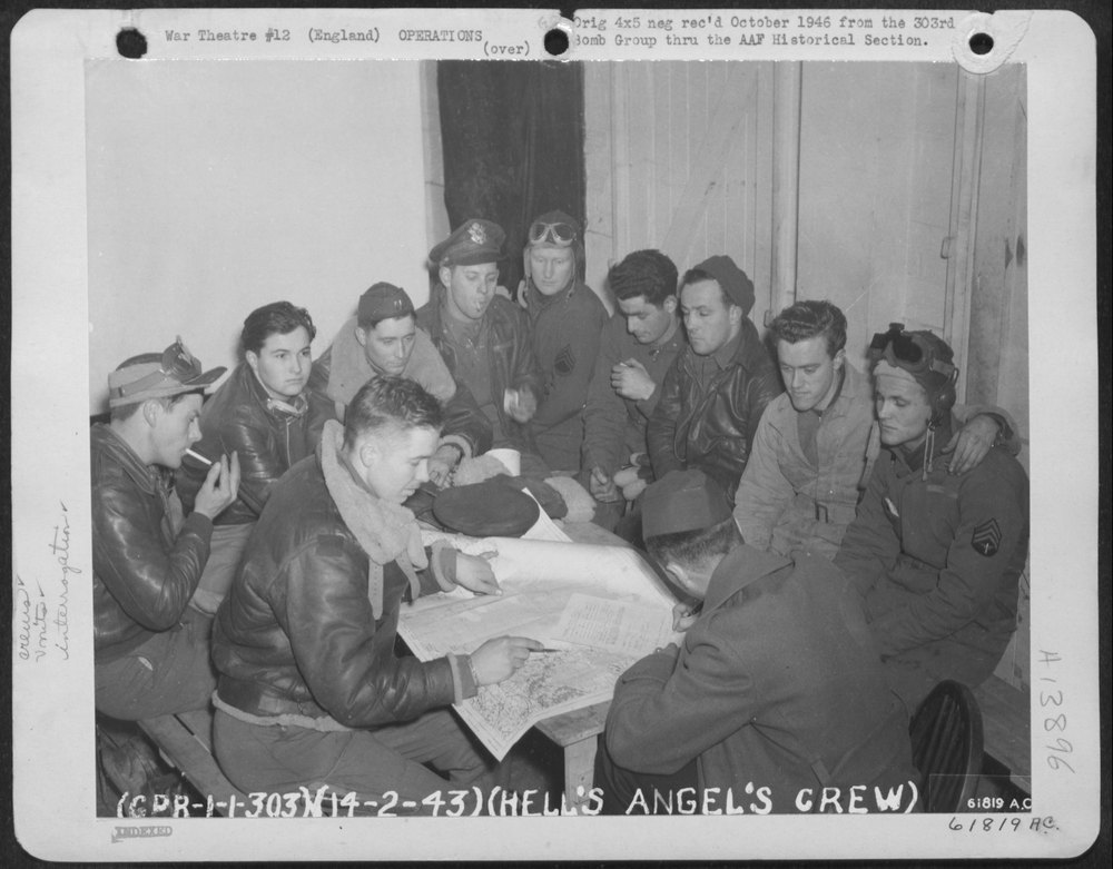 B-17 Crew England