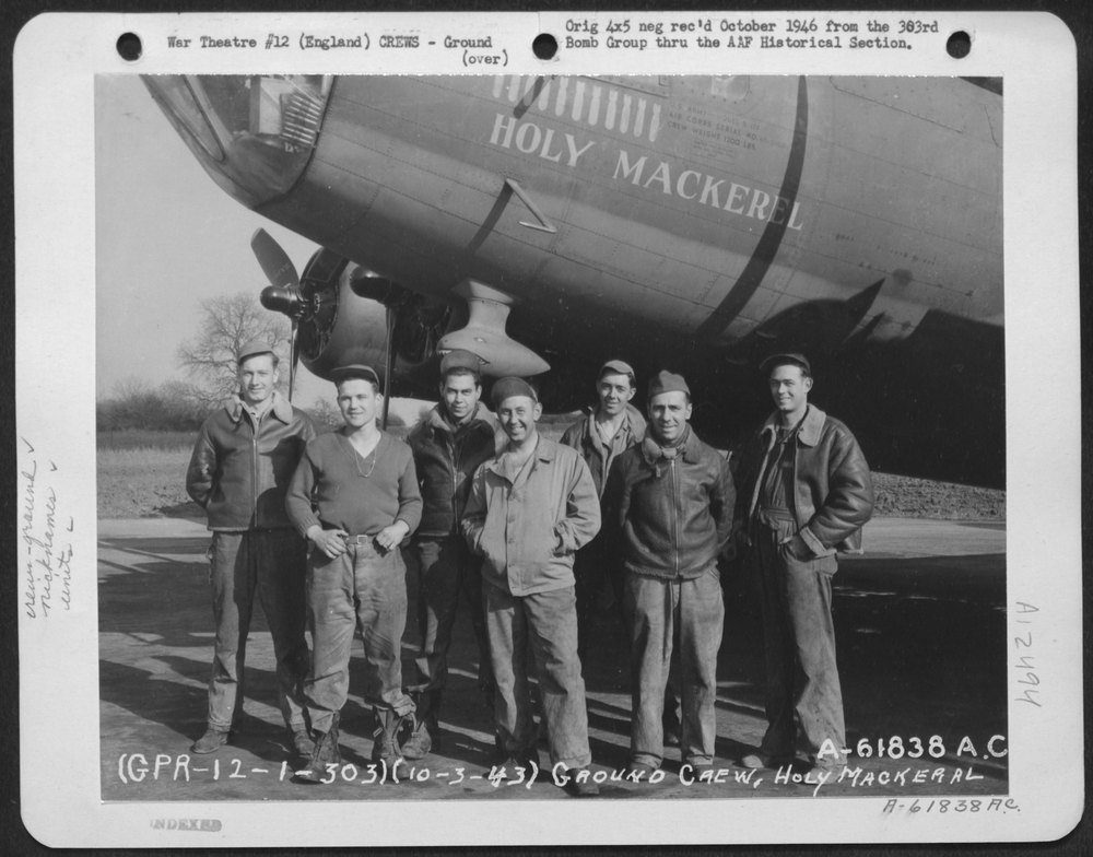 B-17 Crew England
