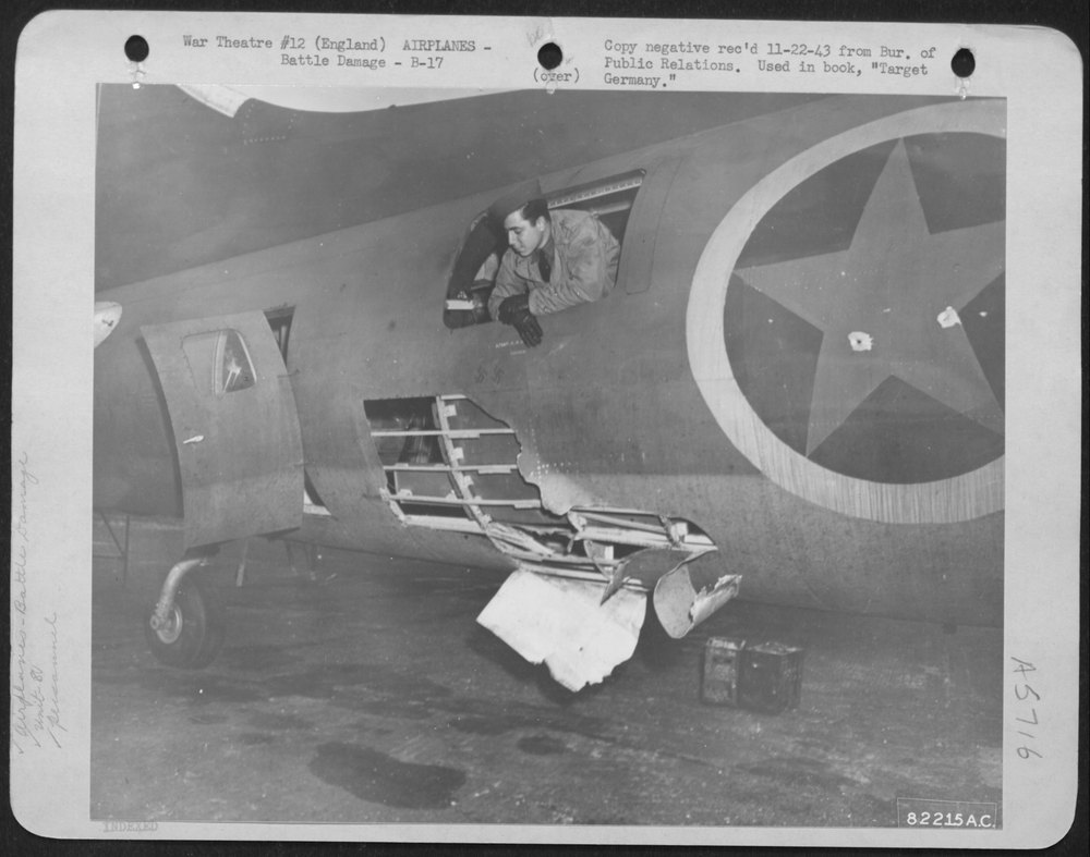 B-17 Flying Fortress at English base