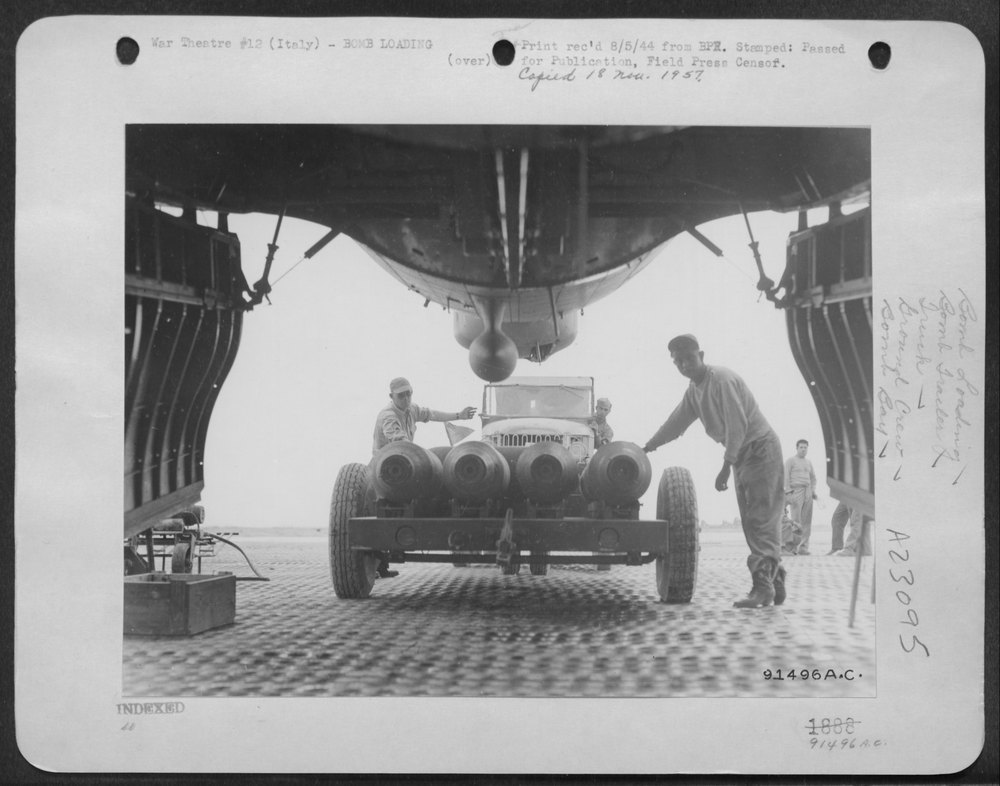 B-17 Flying Fortress Bomb Bay Open
