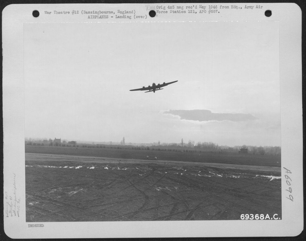B-17 Flying Fortress landing at Bassingbourne