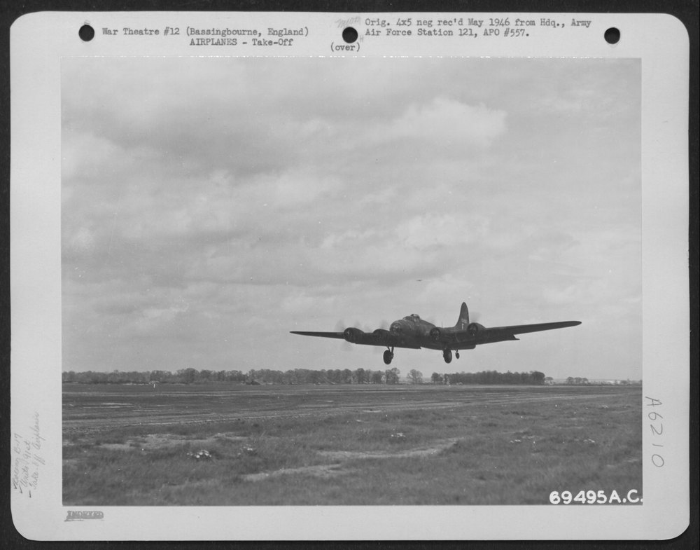 B-17 Flying Fortress takes off from Bassingbourne