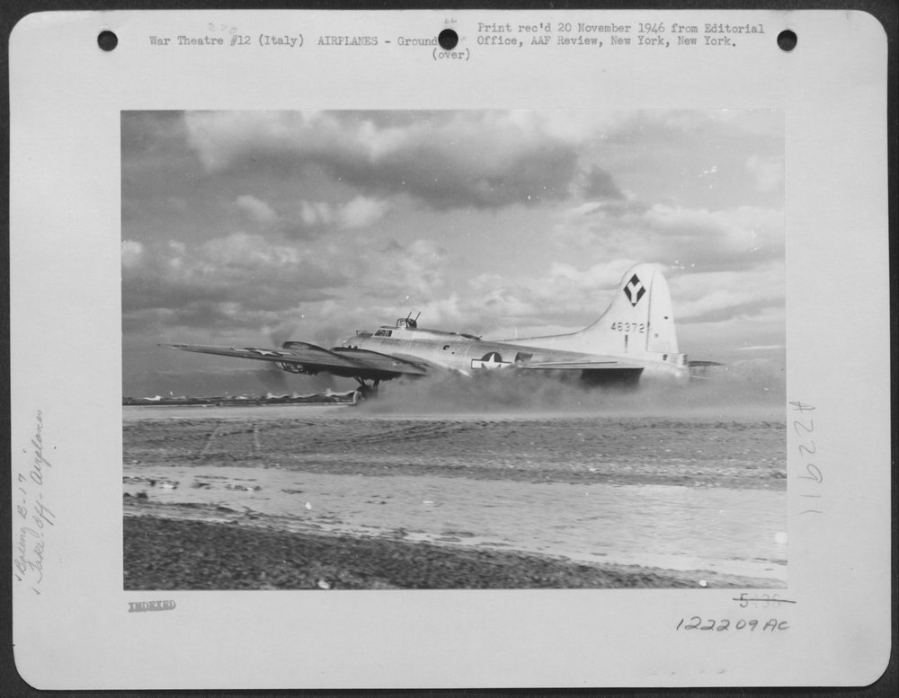 B-17 Flying Fortress takes off Italian base