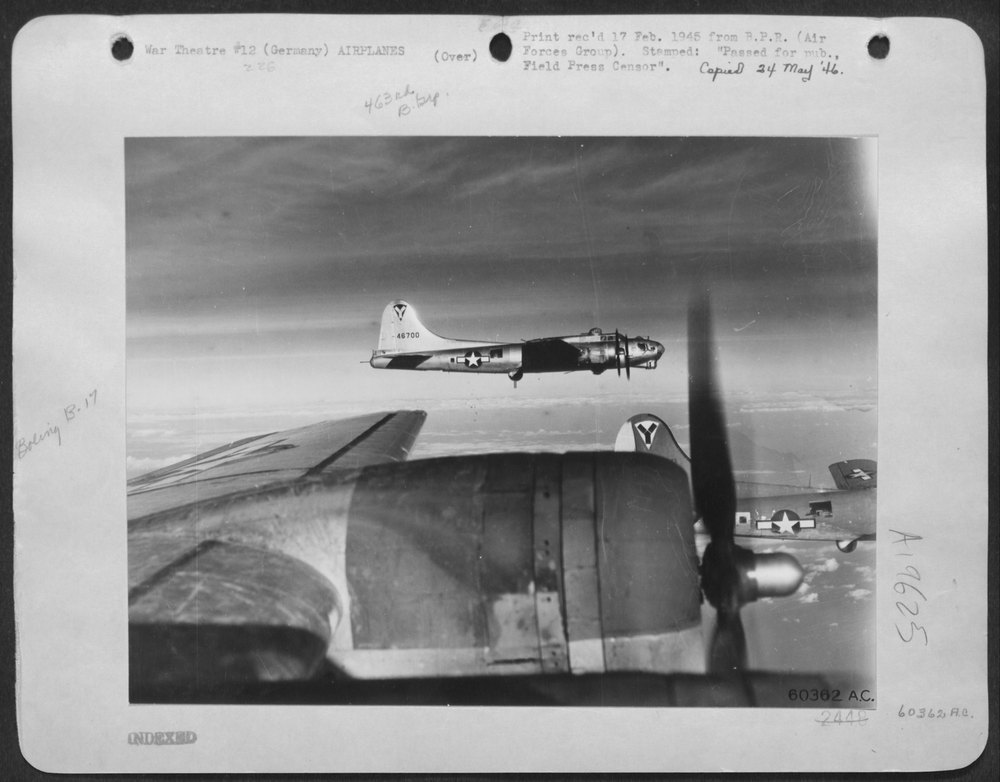 B-17 Flying Fortresses head for Regensburg