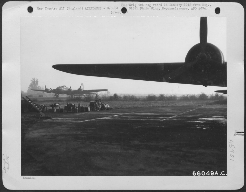 B-17 Flying Fortresses in England