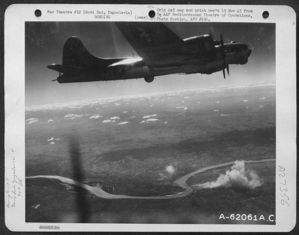 B-17 Flying Fortresses over Novi Sad