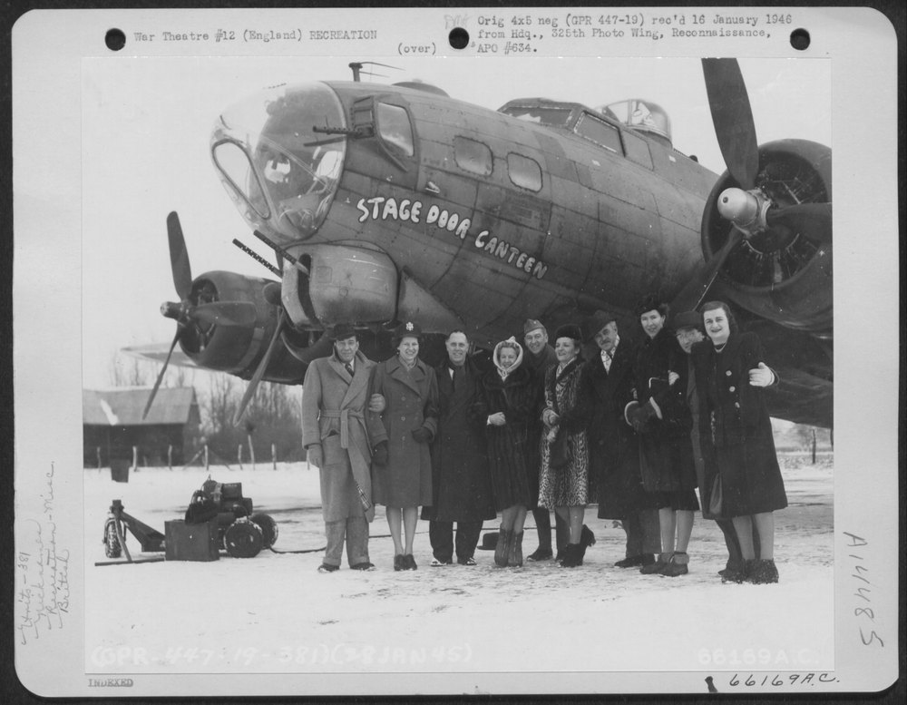 B-17 Stage Door Canteen in England