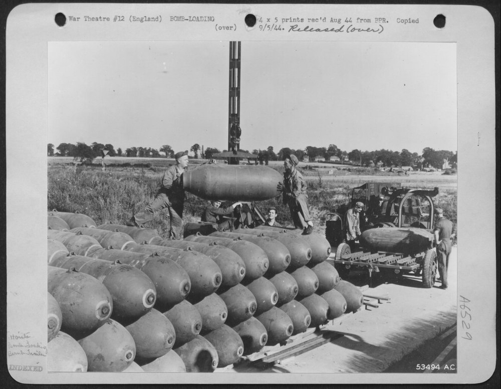 B-24 bombs in England