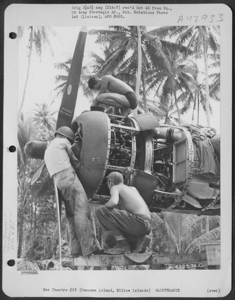 B-24 Liberater at Nanumea Island