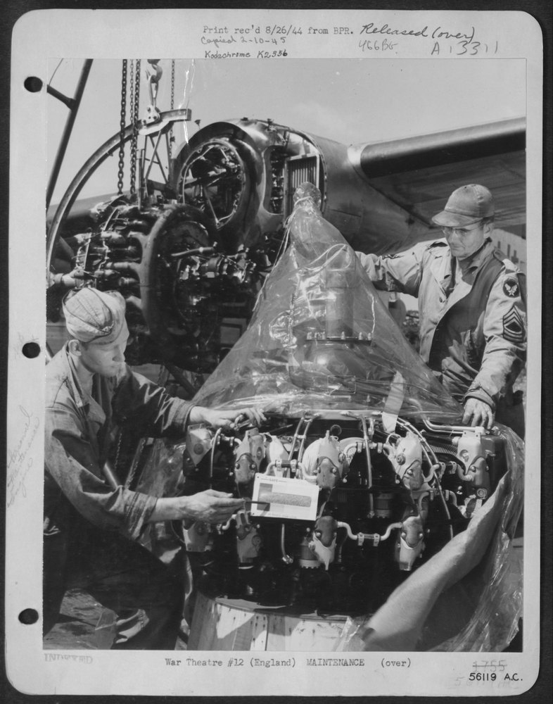 B-24 Liberator engine change