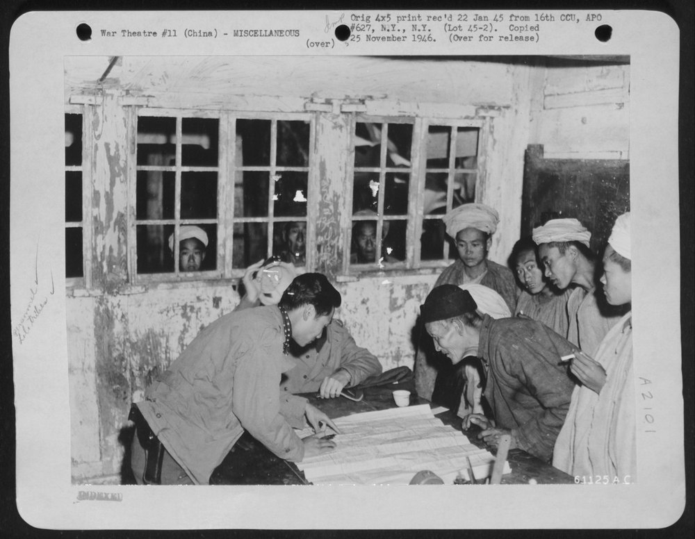 B-29 Superfortress crew captive in Szechwan