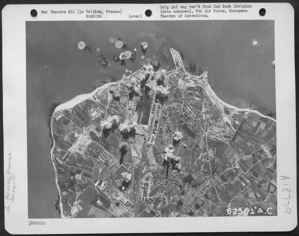 Bombing La Pallice Harbor