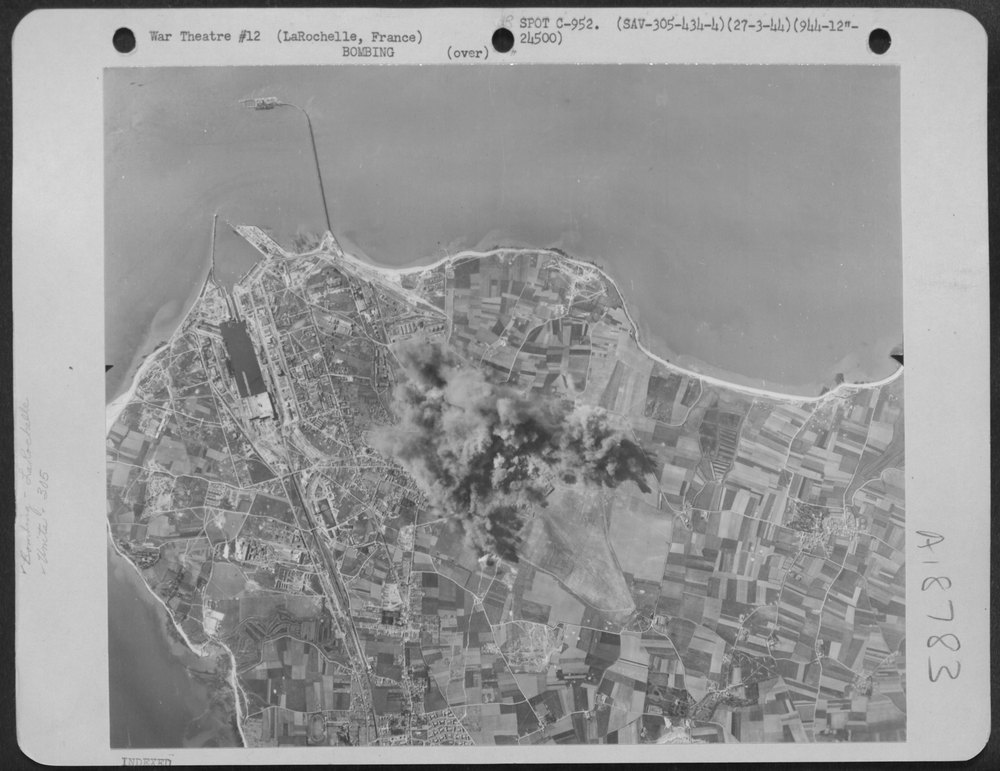 Bombs burst at Larochelle