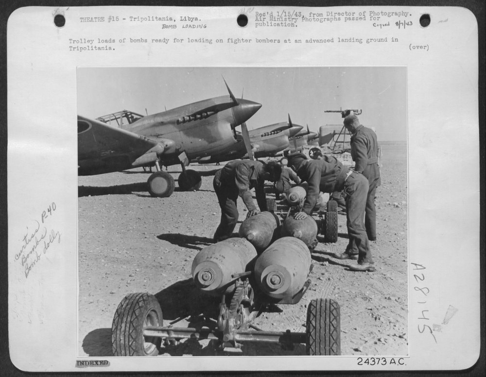 Bombs for fighter bombers in Tripolitania