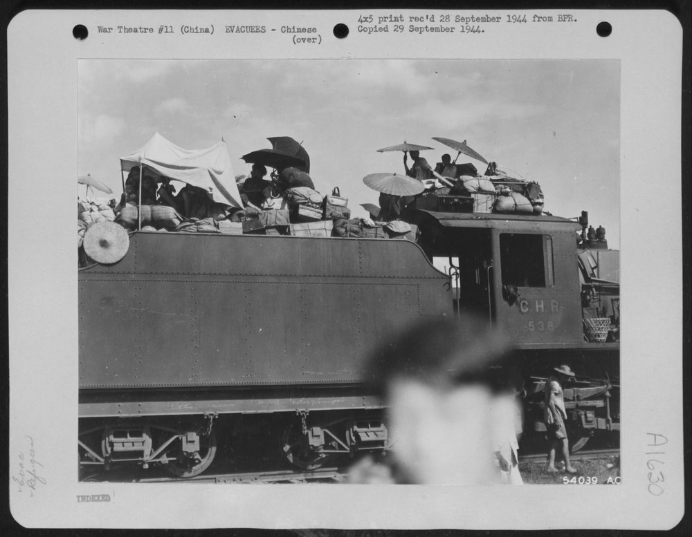 Chinese refugees at Kweilin Station