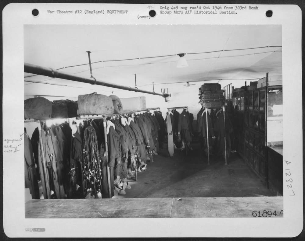 Clothing in 303rd Bomb Group England