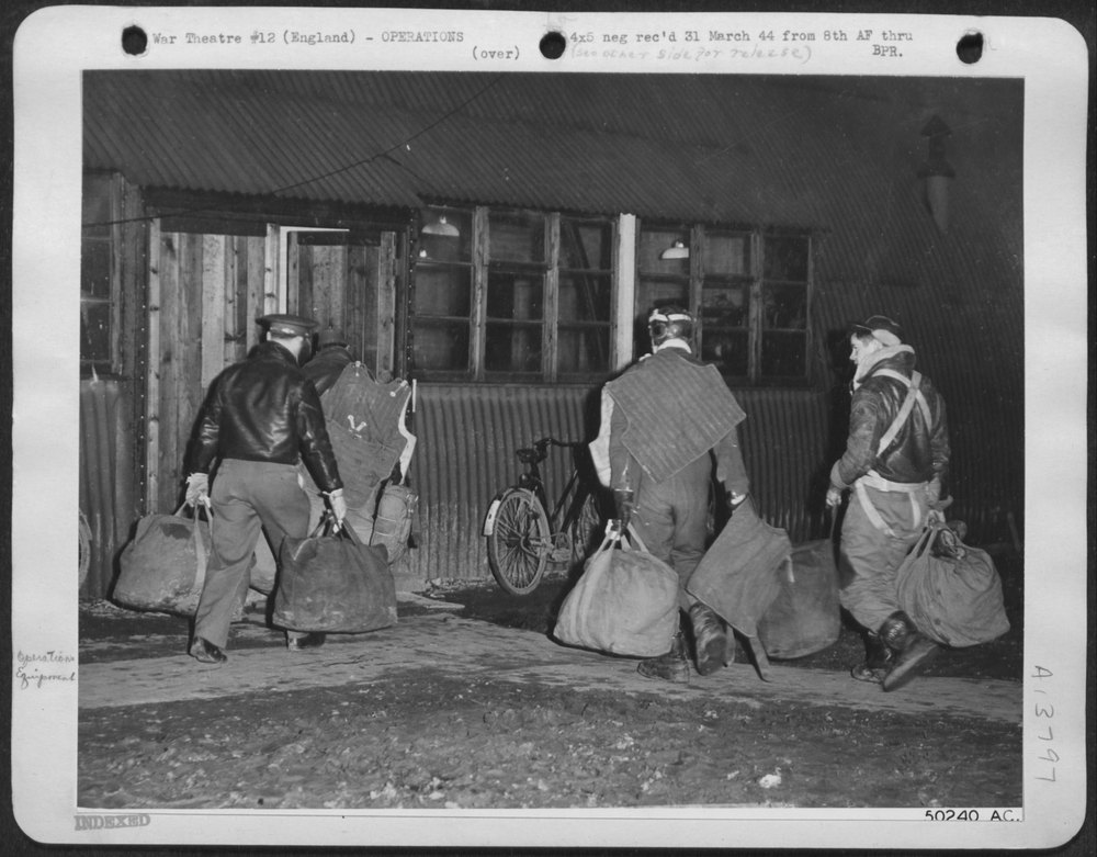 Crew returns to operations hut