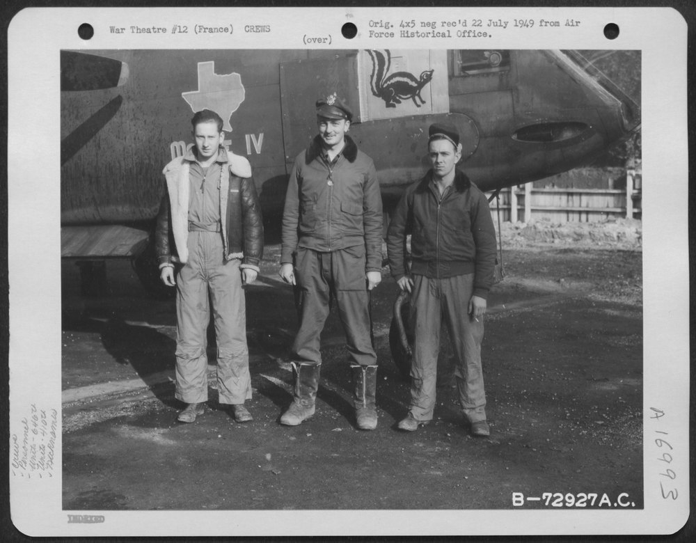 Crew with A-20 in France