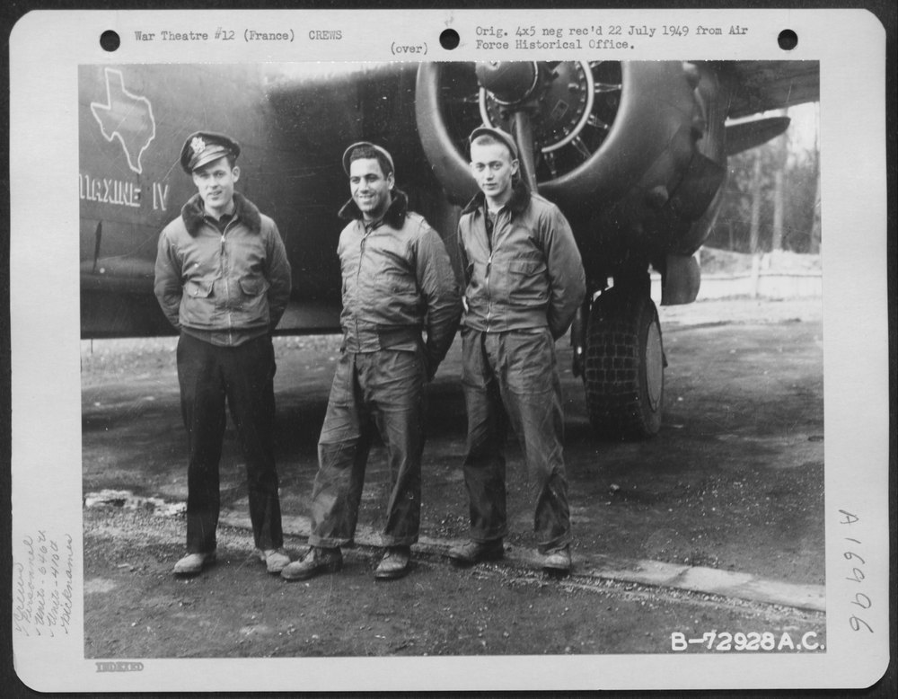 Crew with A-20 in France