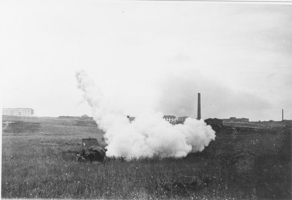 Deploying smoke shells