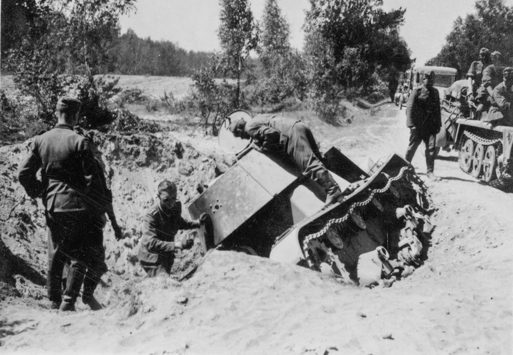 Destroyed Soviet tank along the highway from Brest to Pruzana