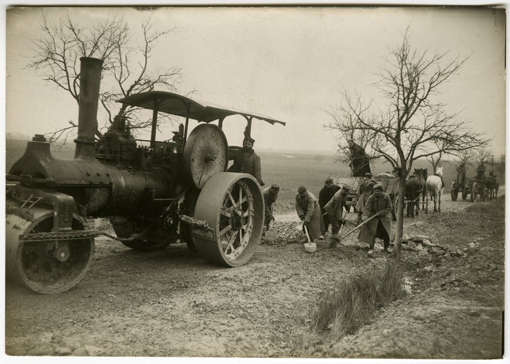 English steam roller used by German troops in France
