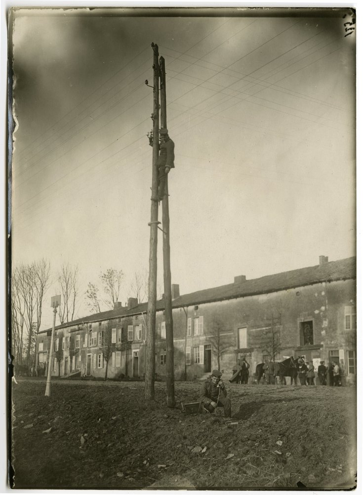 Field telegraph lines being checked
