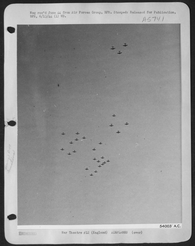 First authentic photo of formations of Boeing B-17 Flying ofrtresses