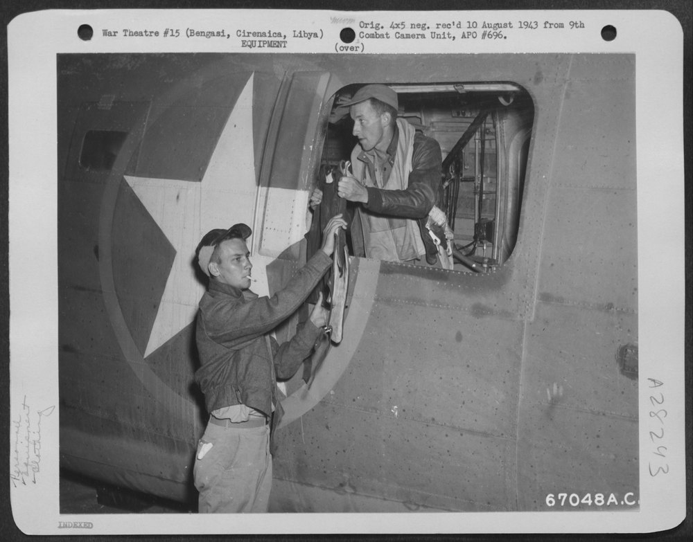 Flak suit at air base near Bengasi